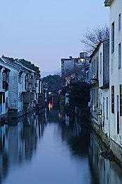 国产动作肉鸽游戏《黄天逆途》战斗实机PV首曝 工作室招募中